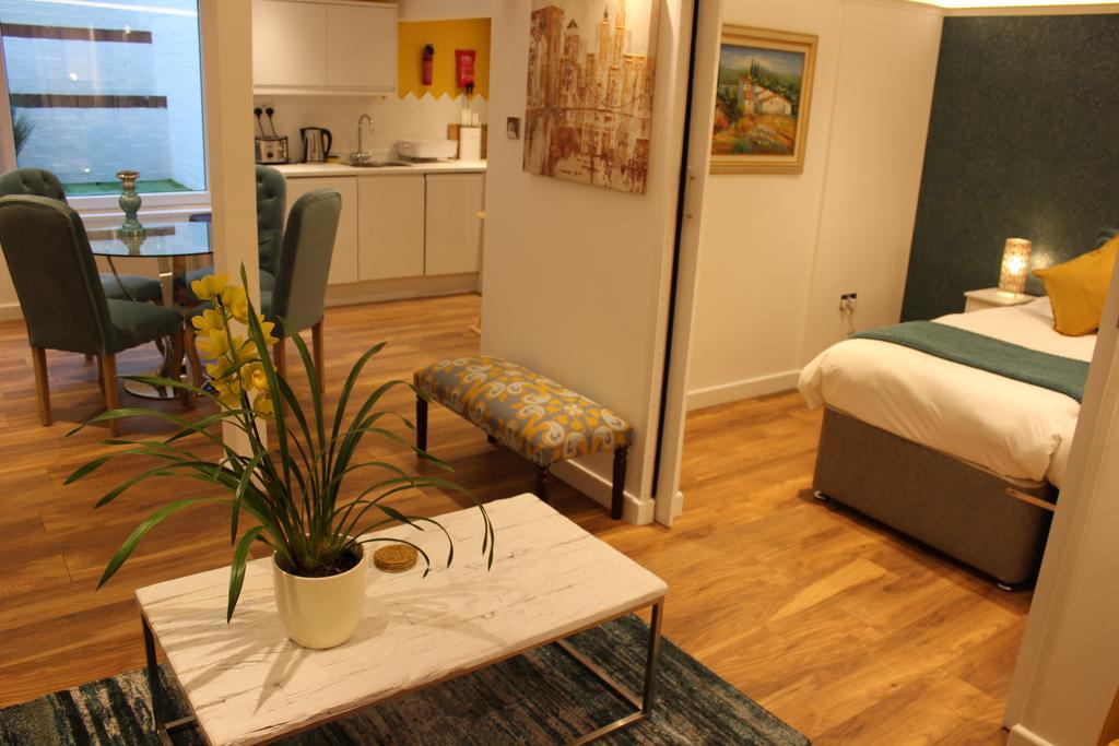 เคมบริดจ์ ซิตี้ อพาร์ตเมนต์  Apartment ภายนอก รูปภาพ