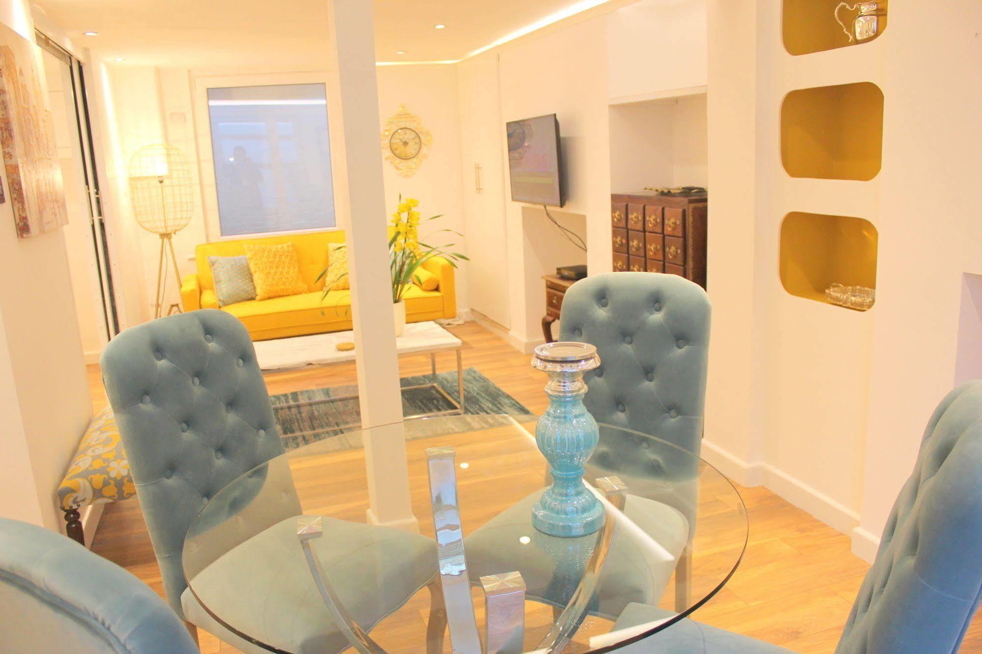 เคมบริดจ์ ซิตี้ อพาร์ตเมนต์  Apartment ภายนอก รูปภาพ