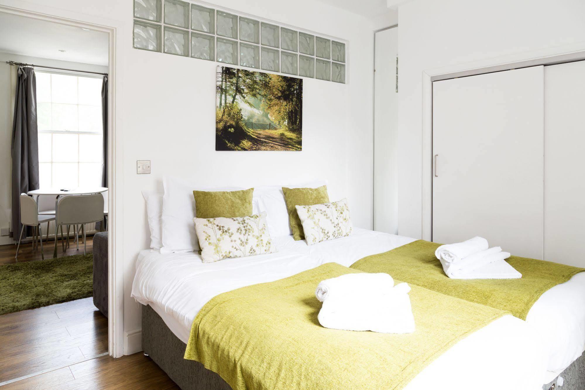 เคมบริดจ์ ซิตี้ อพาร์ตเมนต์  Apartment ภายนอก รูปภาพ