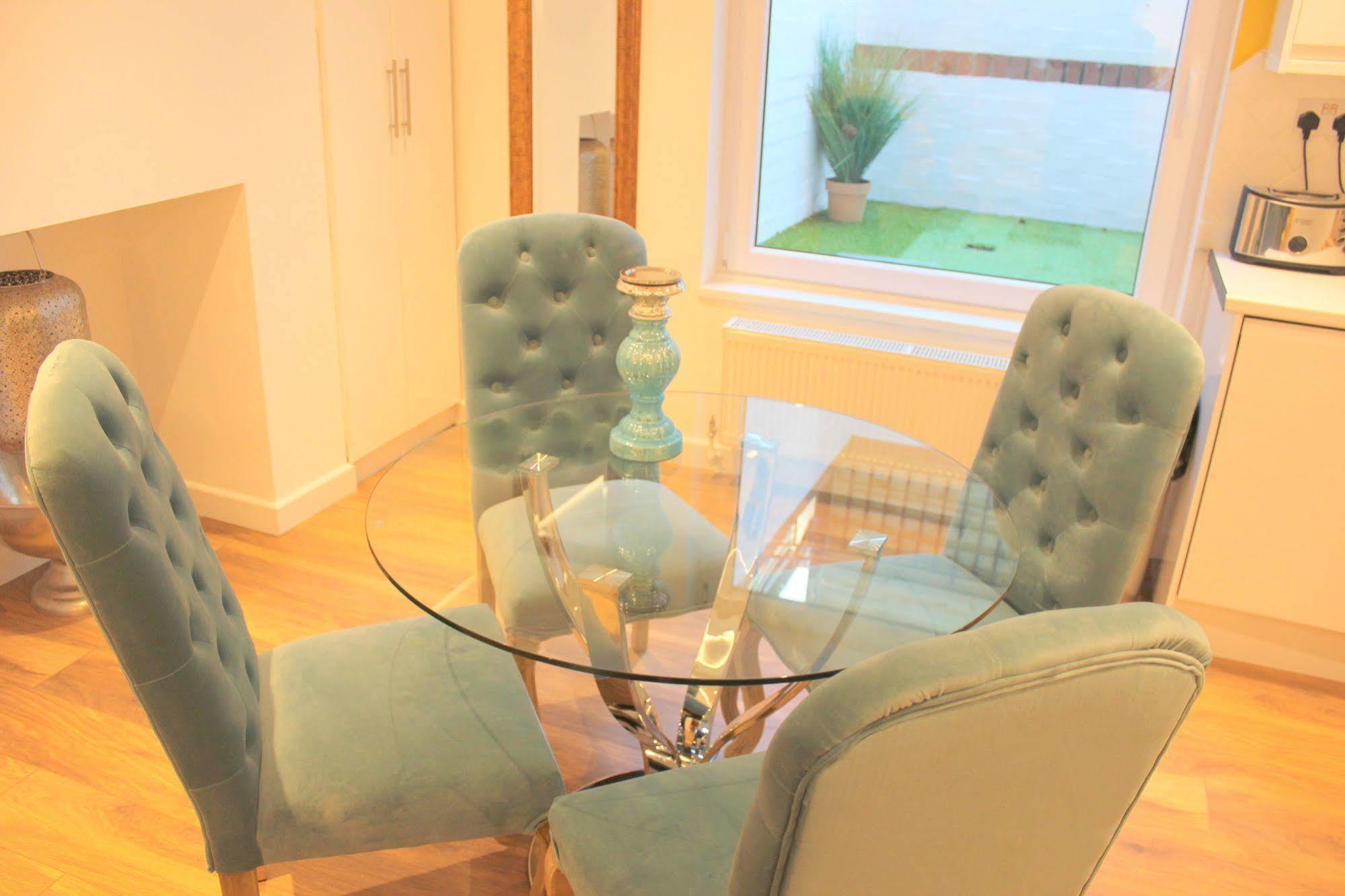 เคมบริดจ์ ซิตี้ อพาร์ตเมนต์  Apartment ภายนอก รูปภาพ