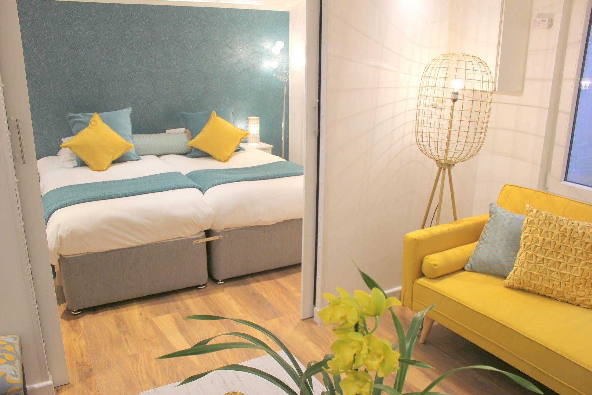เคมบริดจ์ ซิตี้ อพาร์ตเมนต์  Apartment ภายนอก รูปภาพ