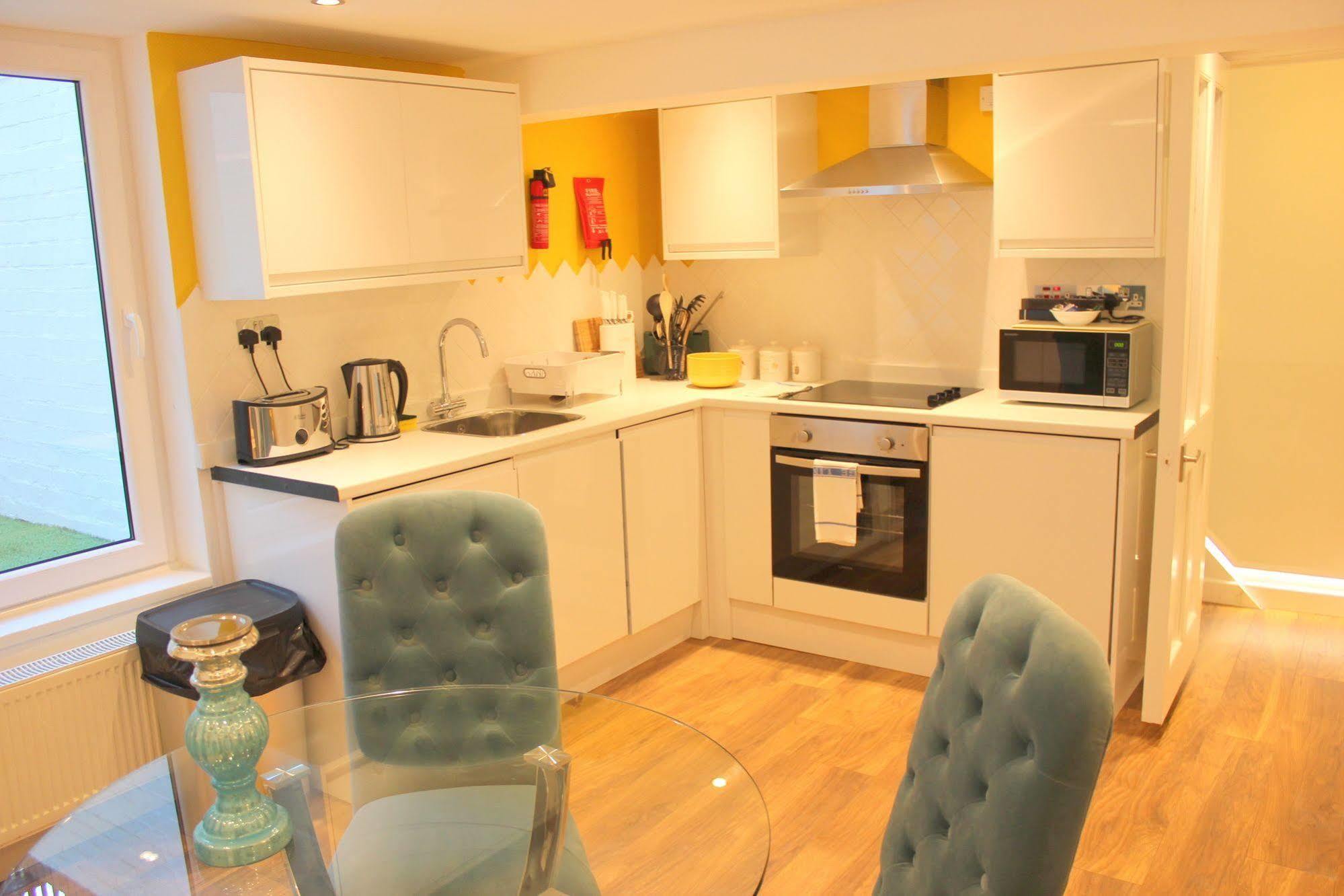 เคมบริดจ์ ซิตี้ อพาร์ตเมนต์  Apartment ภายนอก รูปภาพ