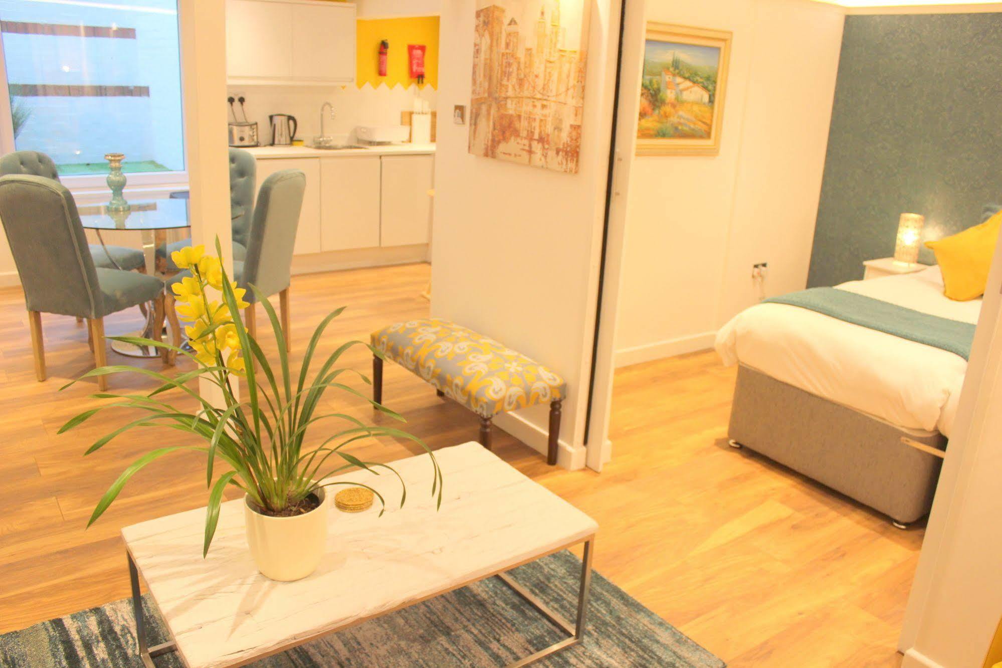 เคมบริดจ์ ซิตี้ อพาร์ตเมนต์  Apartment ภายนอก รูปภาพ